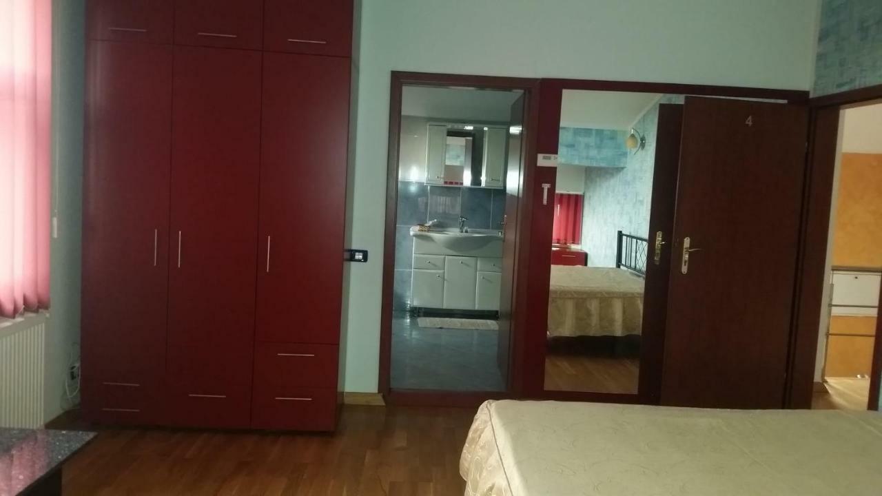 Cristalex Villaverde Bucharest Pantelimon Exterior photo
